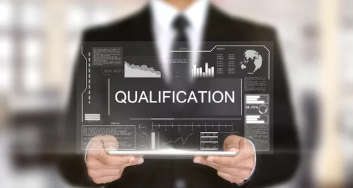 Caitlin Worth Qualification